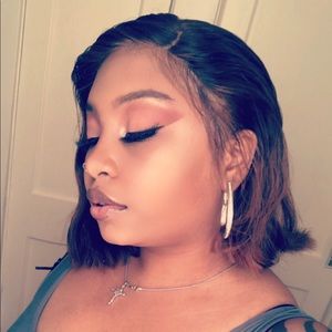 Meet your Posher, Briyah’s briefcase